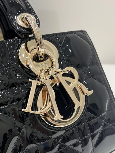 سمول ليدي ديور 22 سم لمعه