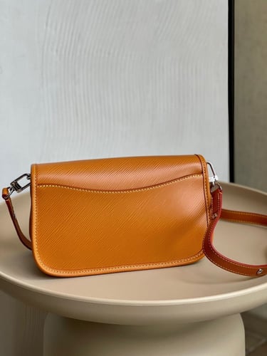 لوي فيتون 24.5 سم