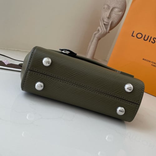 لوي فيتون 20 سم