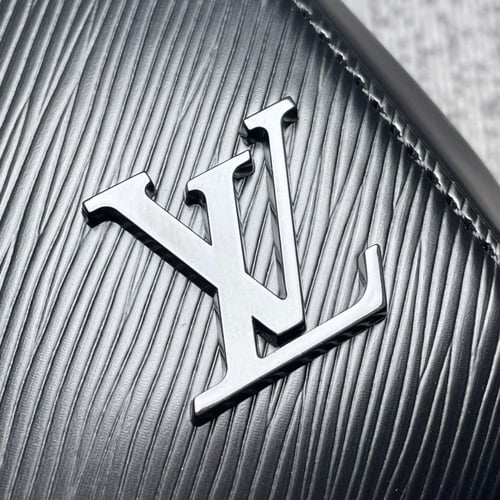 لوي فيتون 28 سم