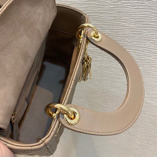 ليدي ديور 17 سم