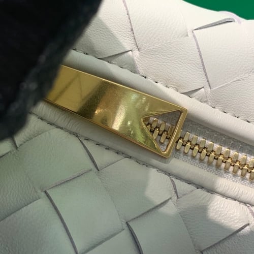 بوتيقا ميني 23 سم