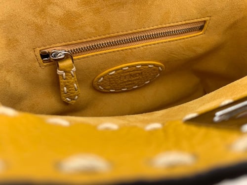 بيكابو آيكونك 23 سم