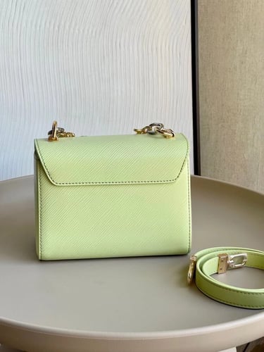 لوي فيتون 19 سم Twist