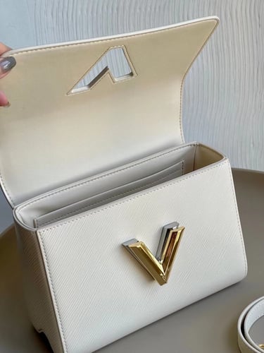 لوي فيتون 23 سم Twist