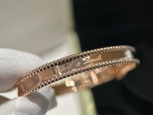 اسورة فنكليف