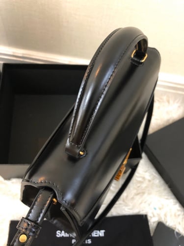 سان لوران 24 سم