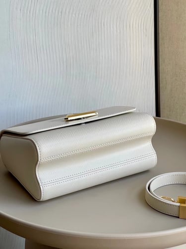 لوي فيتون 23 سم Twist