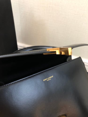 سان لوران 24 سم