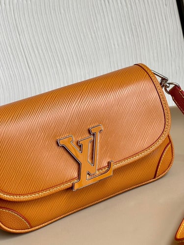 لوي فيتون 24.5 سم