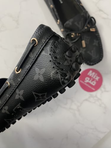 شوز لوي فيتون