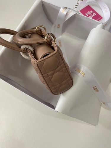 سمول ليدي ديور 22 سم