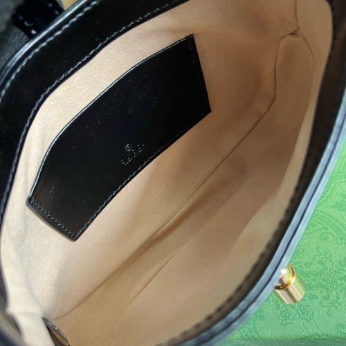 قوتشي ميني ١٩ سم مطفي