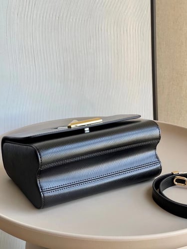 لوي فيتون 23 سم Twist