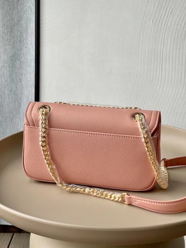 لوي فيتون 23.5 سم