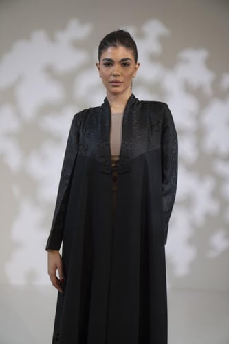 عباية كتان اسود الصدر تفتة قصة مثلث اسود