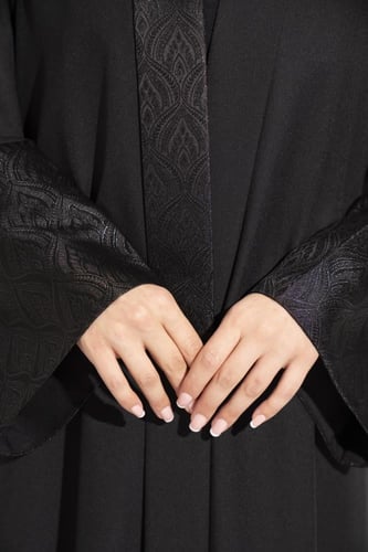 عباية كتان اسوره وياقه تفته اسود اسود