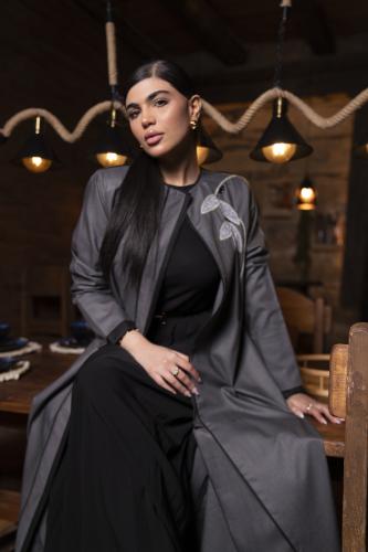 عباية كتان رمادي غامق الياقة دبل قيطان تطريز شك ال...