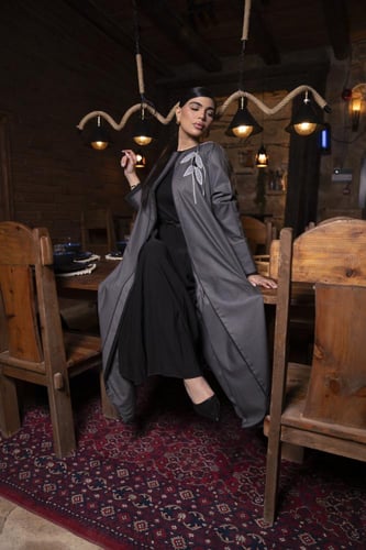 عباية كتان رمادي غامق الياقة دبل قيطان تطريز شك ال...