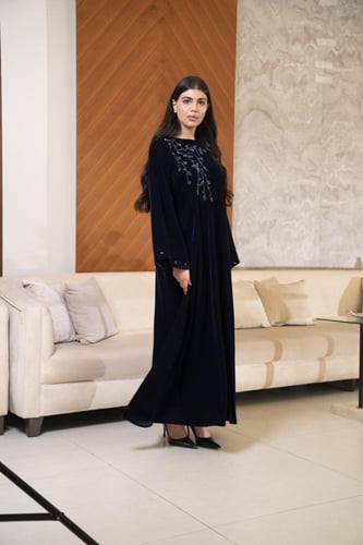 جلابية مخمل كحلي شك الكتف والاسوره