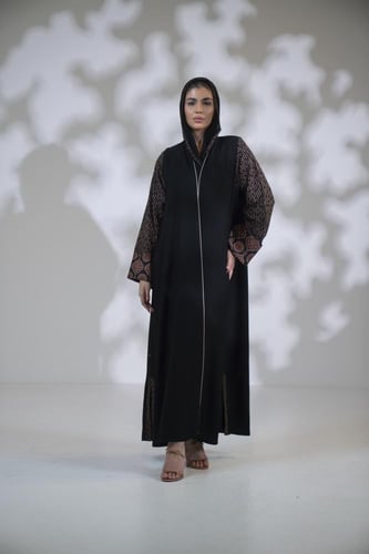 عباية كريب قيطان كم مربع قطن مشجر اسود