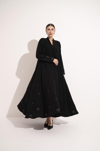 عباية دبل كلوش كريب ثقيل تطريز اسود