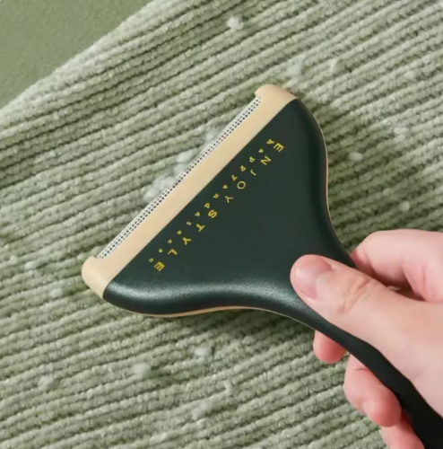 فرشاة إزالة الوبر و شعر الحيوانات الأليفة