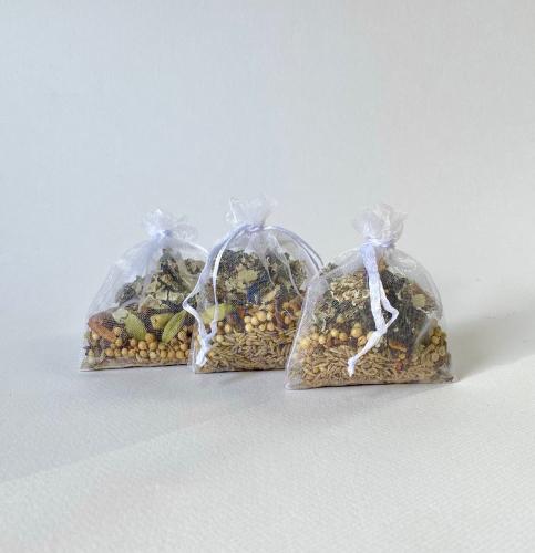 بهارات الشوربه الصحيحه (صرر)-10مغلفات قماشية - بها...