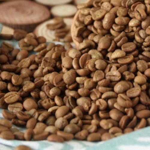 قهوة سعودية ( ملكية ) بالهيل والزعفران والقرنفل -...