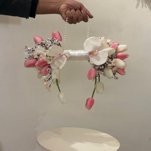 مسكة عروس أنيقة
