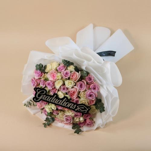 بوكية اجمل خريجة