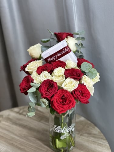 تنسيق فازة مع هدية