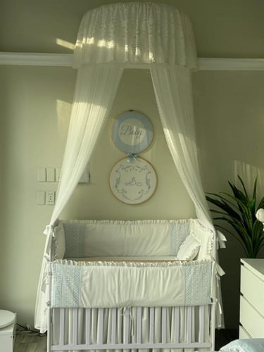 مفرش سرير الطفل