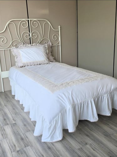 مفرش سرير ام