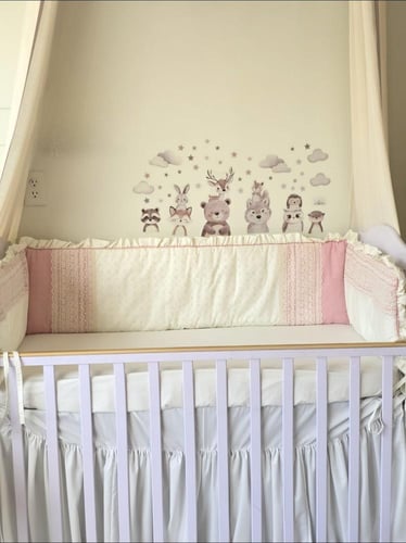 مفرش سرير الطفل