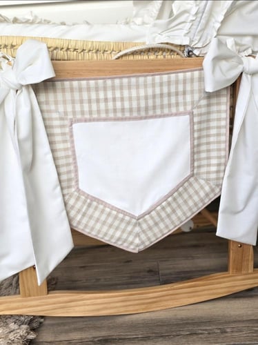 تعليقه سرير الطفل