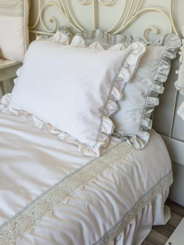 مفرش سرير الام