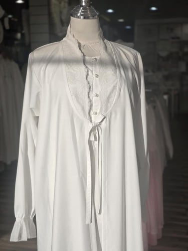 روب استقبال ابيض