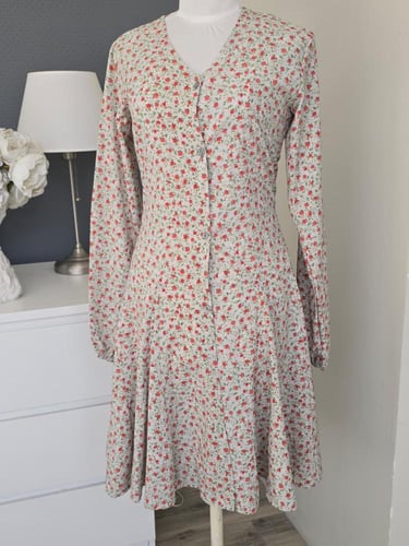 G-08 فستان كلاسيك