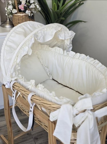 مفرش مع سله موسى