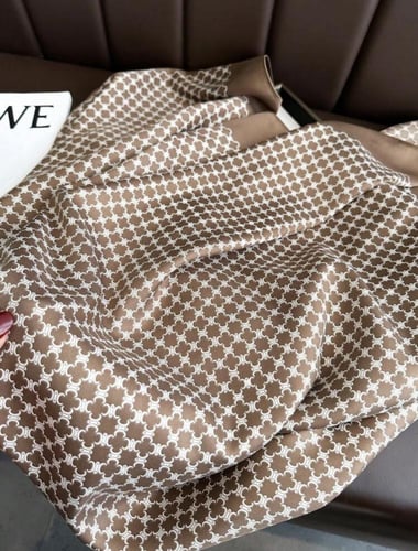 اسكارفات مع بندانة