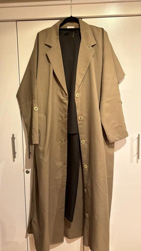 بدلة سفر ٣ قطع وطرحة