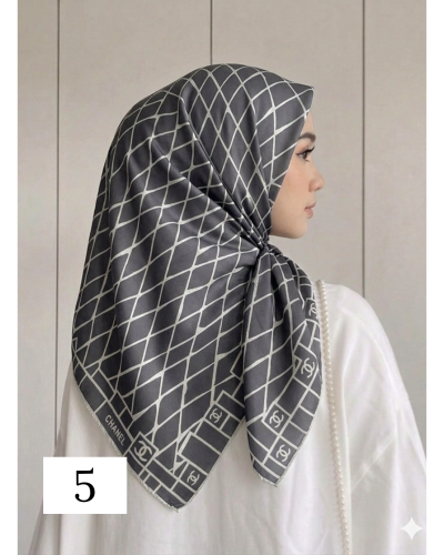 Double-sided face scarf with separate headband