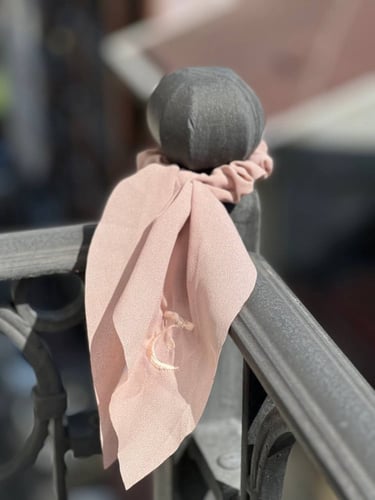 ربطة شعر رقيقة - مطرزة