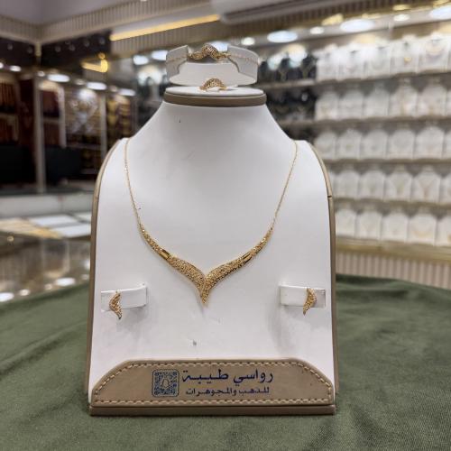 طقم شبكة لمار طيبة ذهب عيار 21k | الوزن 7,31 جرام