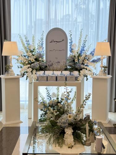 Royal package ورد طبيعي و صناعي