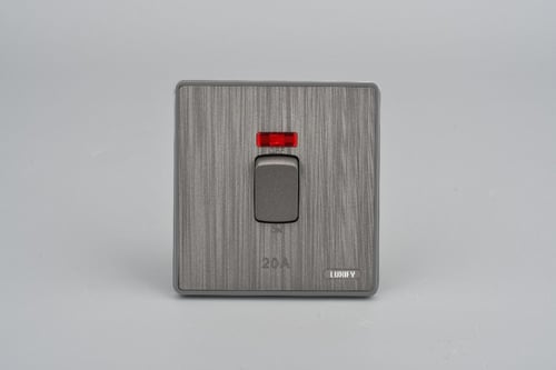 مفتاح 45 اميبر 7x7 (مكيف) LUXIFY