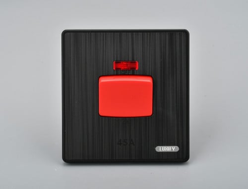 مفتاح 45 اميبر 7x7 (مكيف) LUXIFY