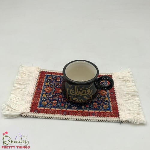 فنجان رمضان يجمعنا+ كوستر(قماش)