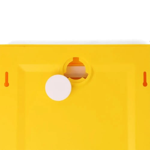 لوحة حائط لتوزيع الحلوى